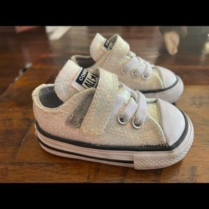 Baby glitter converse size 2